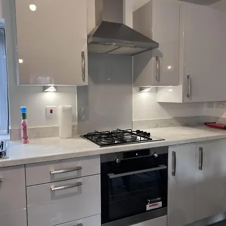 2 Bedroom